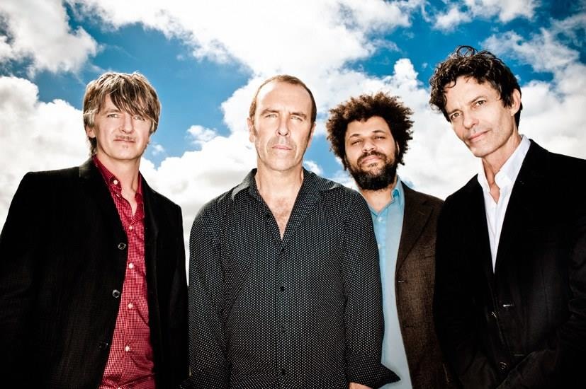 Crowded House - Intruiger press photo